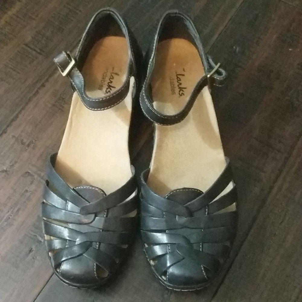 Clarks shoes